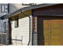 7036 Con-ada Rd, Central Saanich, BC V8M1E7 Photo 39
