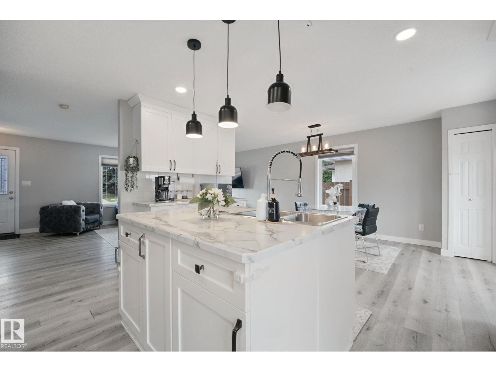 14223 83 Street NW, photo 12