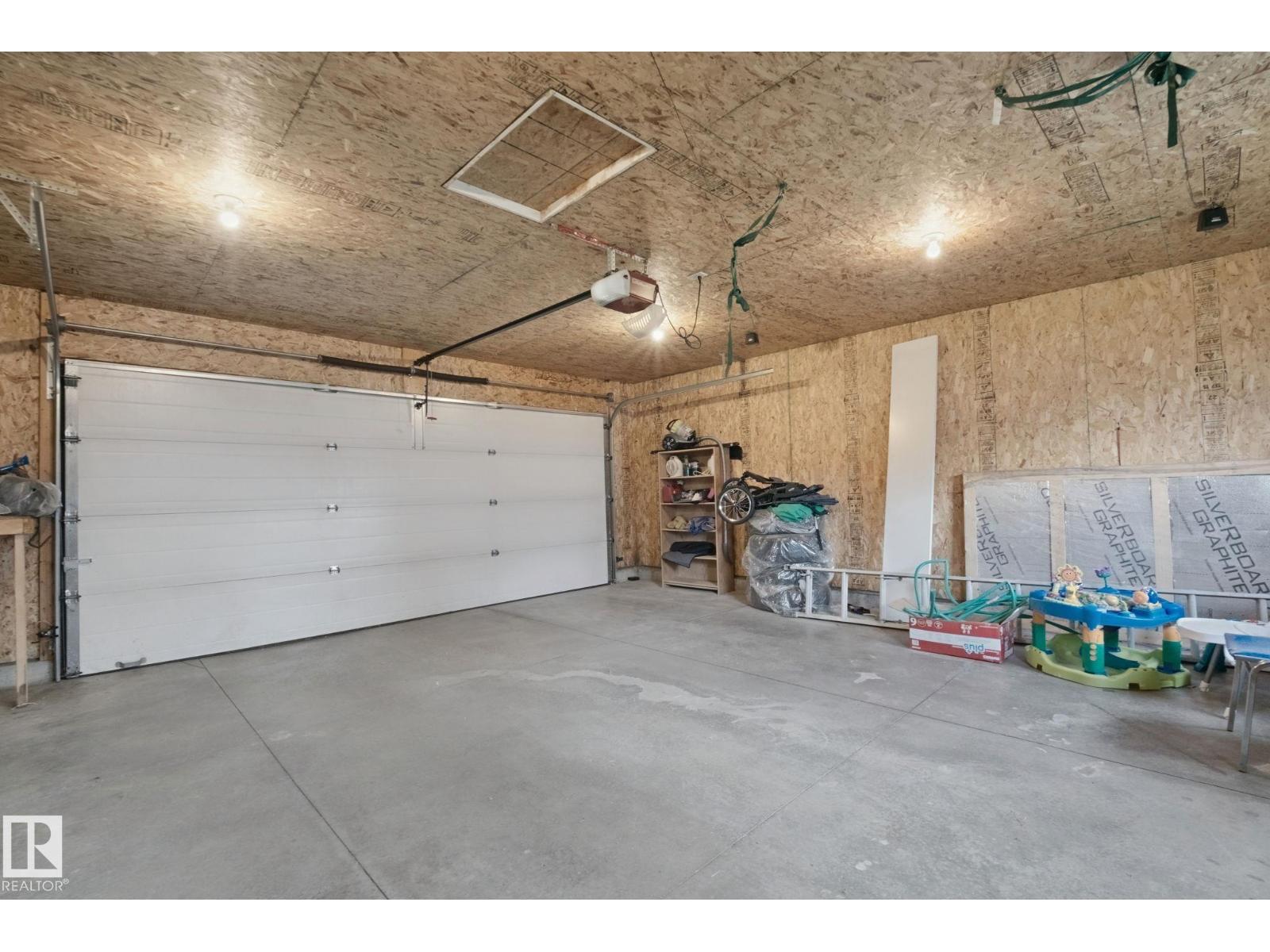 14223 83 Street NW, photo 37