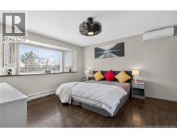 141 Gaspe Street, photo 17