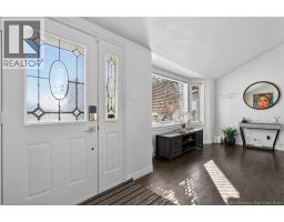 141 Gaspe Street, photo 3