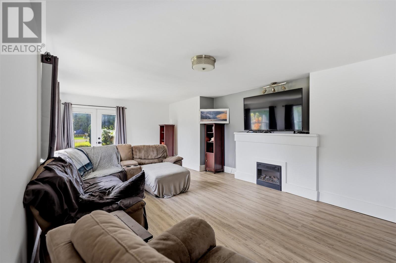 220 Old Garden River RD - Image 6