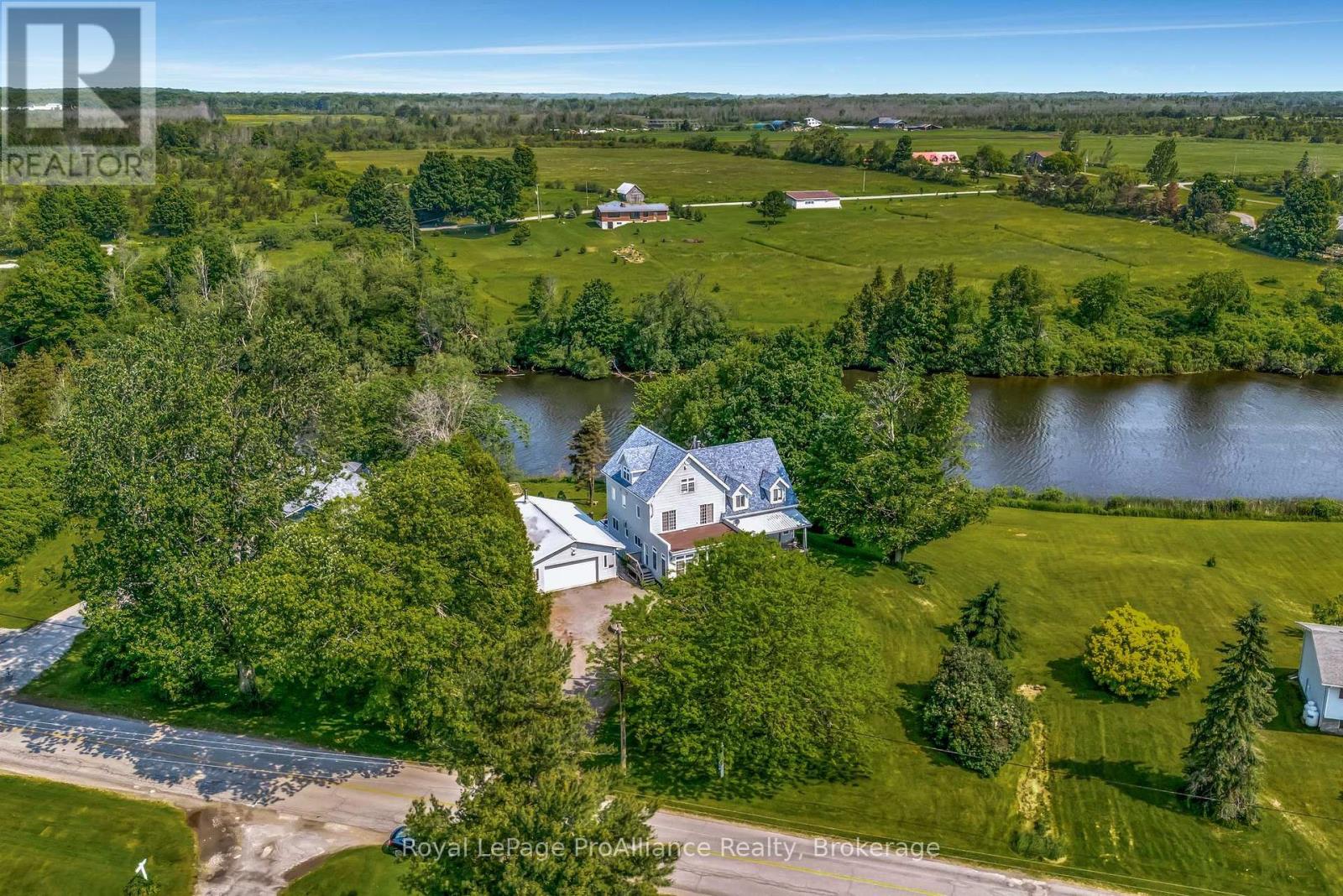 2925 County Road 10, Prince Edward County, ON photo 1