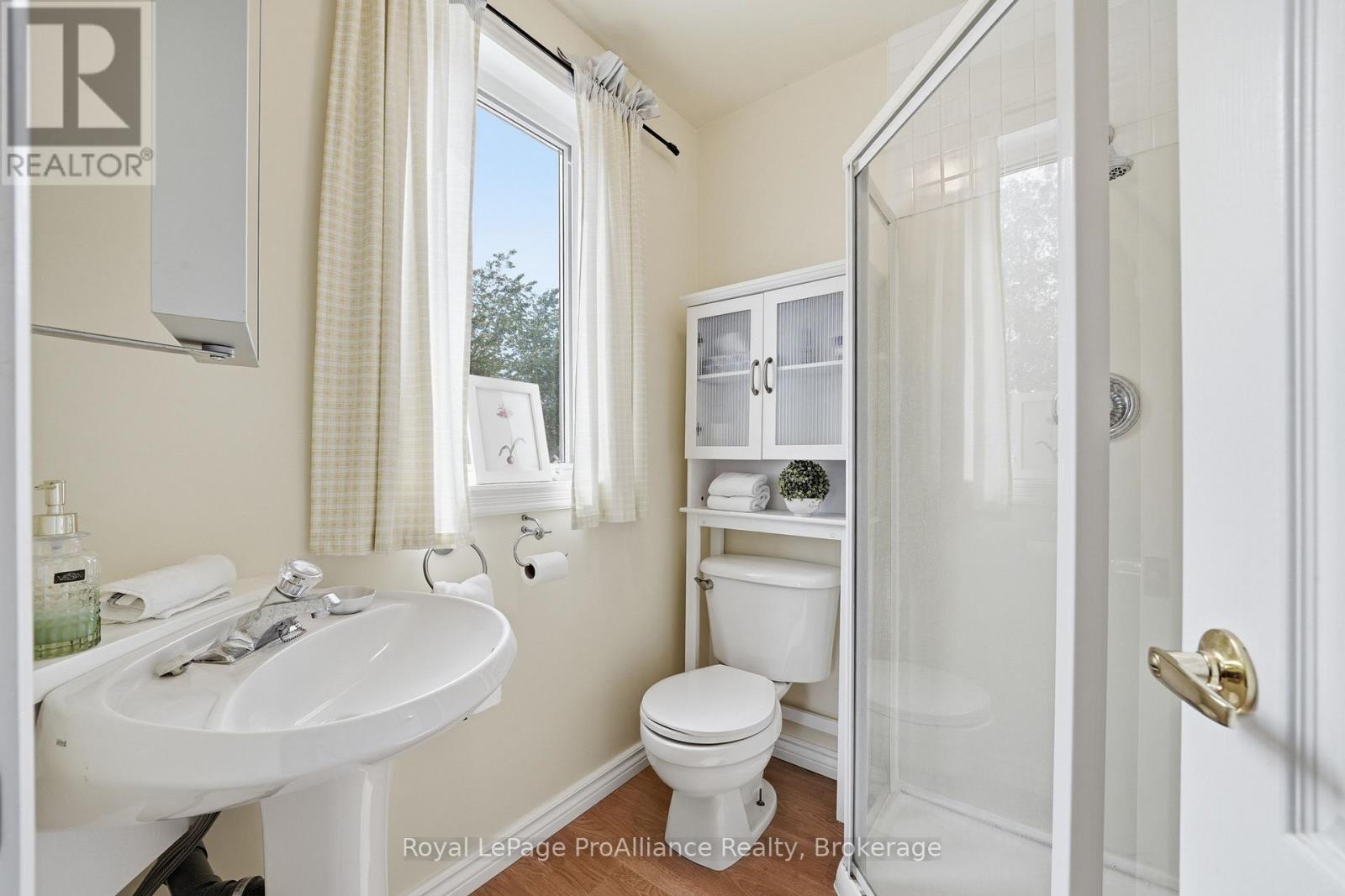 2925 County Road 10, Prince Edward County, ON photo 38