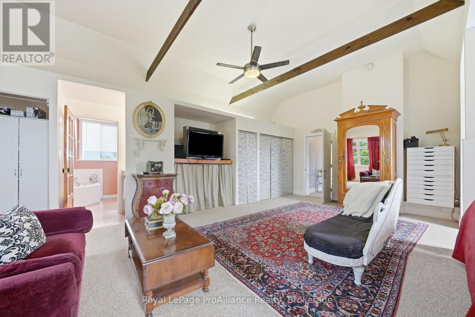2925 County Road 10, Prince Edward County, ON photo 45