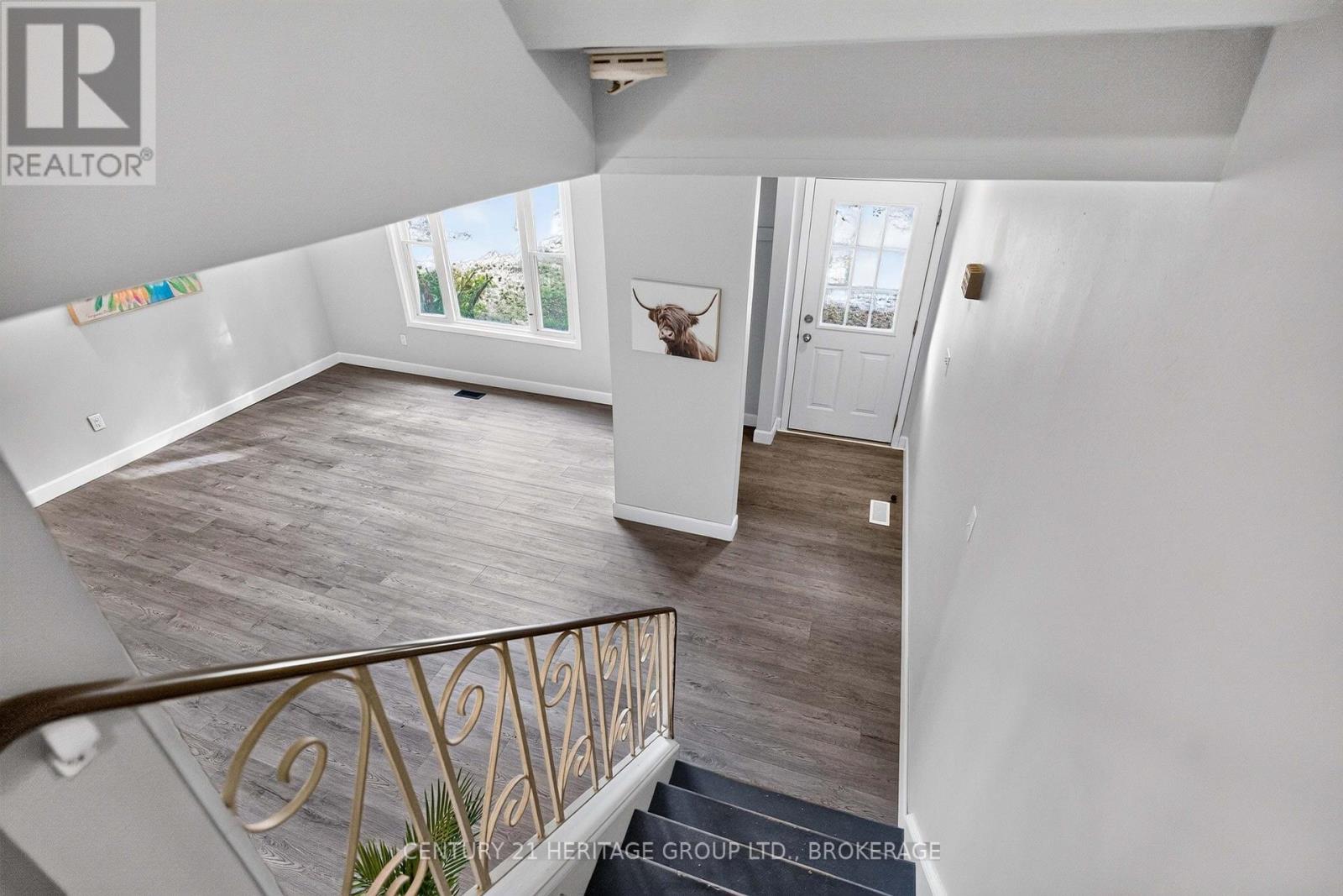 54 WOODSTONE CRESCENT - 15