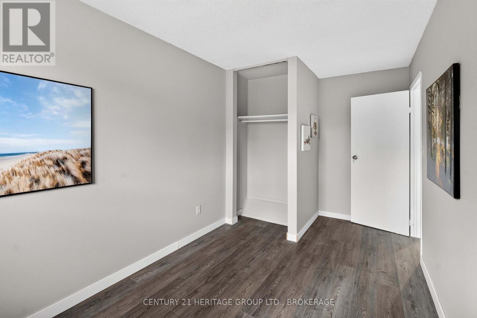 54 WOODSTONE CRESCENT - 17
