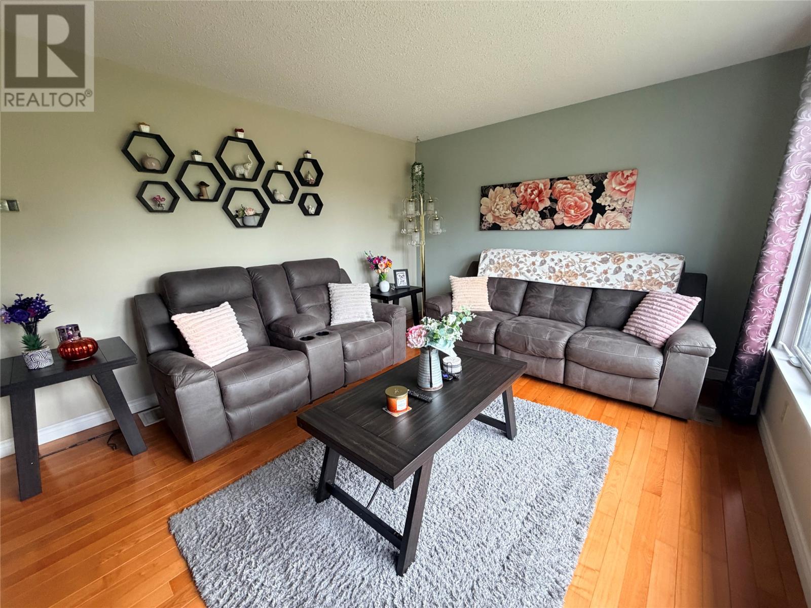 14 Treeview Lane - 8