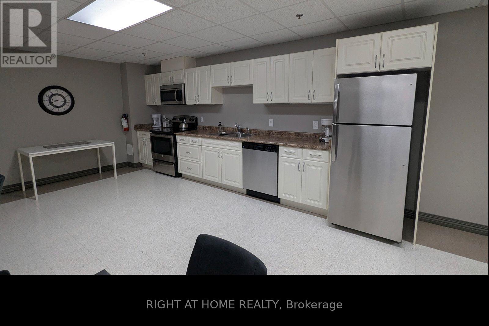 411- 141 Vansickle Road, St. Catharines, ON photo 38