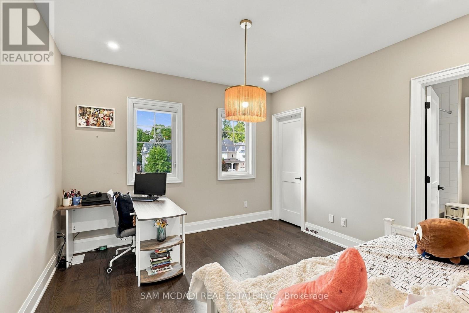 319 Eaton Street — photo 31