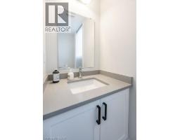261 Woodbine Avenue Unit# 36, Kitchener, ON N2R0P7 Photo 13