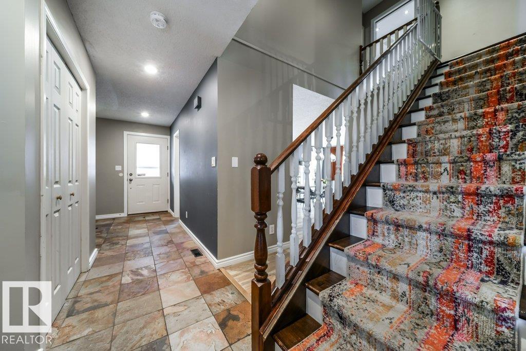 3815 36 AV NW - 3