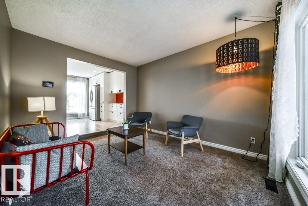 3815 36 AV NW - 30