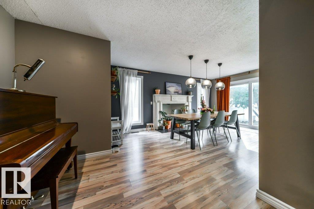 3815 36 AV NW - 8