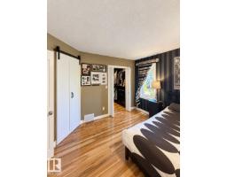 1036 Holgate Pl Nw Nw, Edmonton, AB T6R2T7 Photo 22