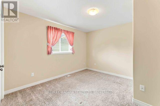 50 SHIPVIEW COURT - Image 13