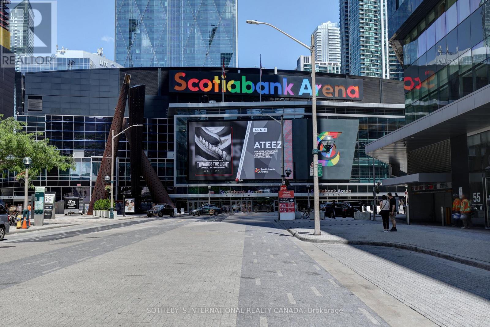 18 Yonge Street — photo 31