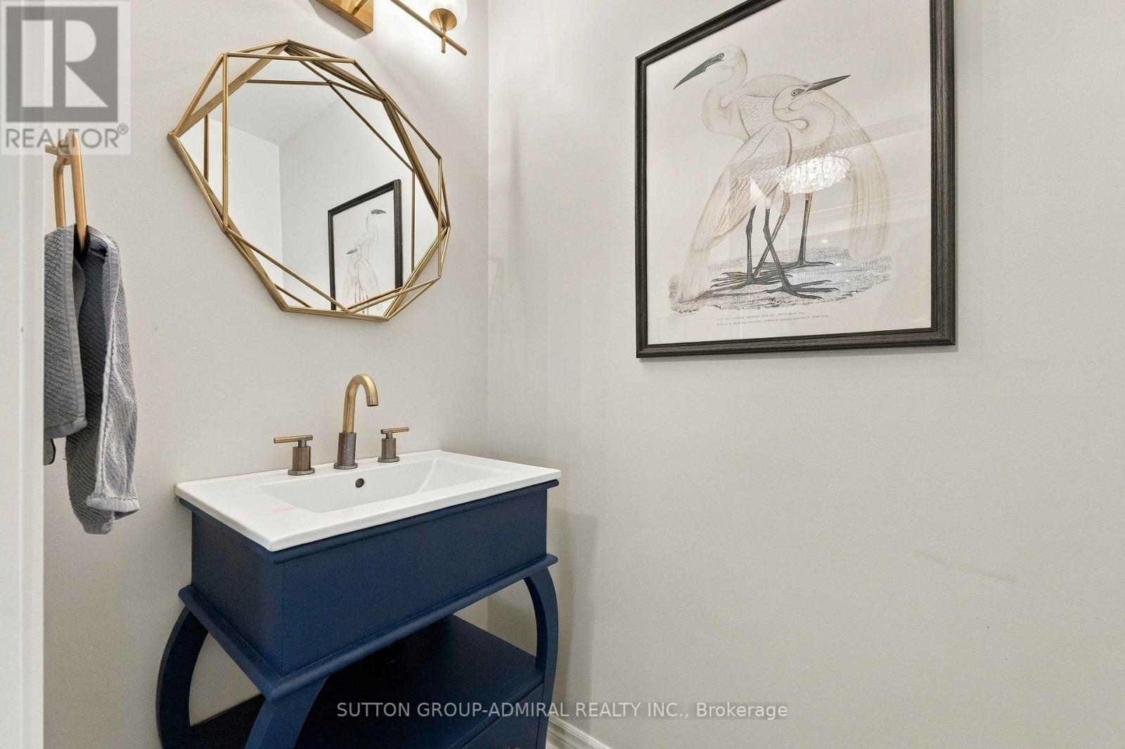 11 Summerglade Drive, Toronto, ON photo 17