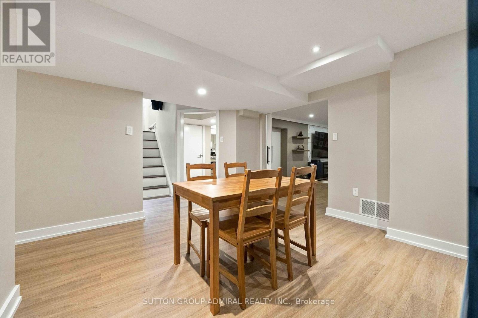 11 Summerglade Drive, Toronto, ON photo 26