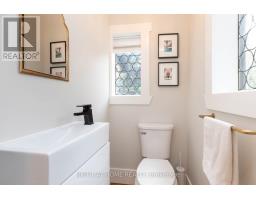 16 Pine Crescent, Toronto, ON M4E1L2 Photo 16