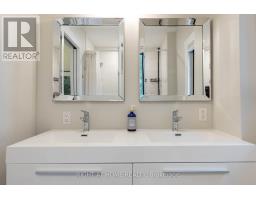 16 Pine Crescent, Toronto, ON M4E1L2 Photo 24