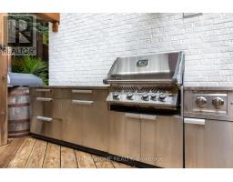 16 Pine Crescent, Toronto, ON M4E1L2 Photo 36