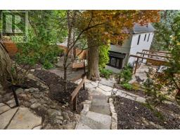 16 Pine Crescent, Toronto, ON M4E1L2 Photo 42