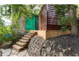 16 Pine Crescent, Toronto, ON M4E1L2 Photo 43