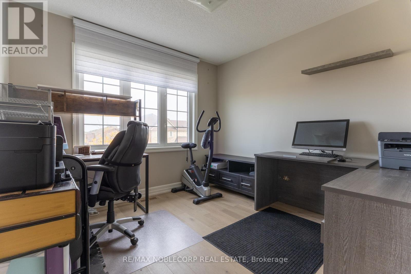 2189 GALLOWAY STREET - 32
