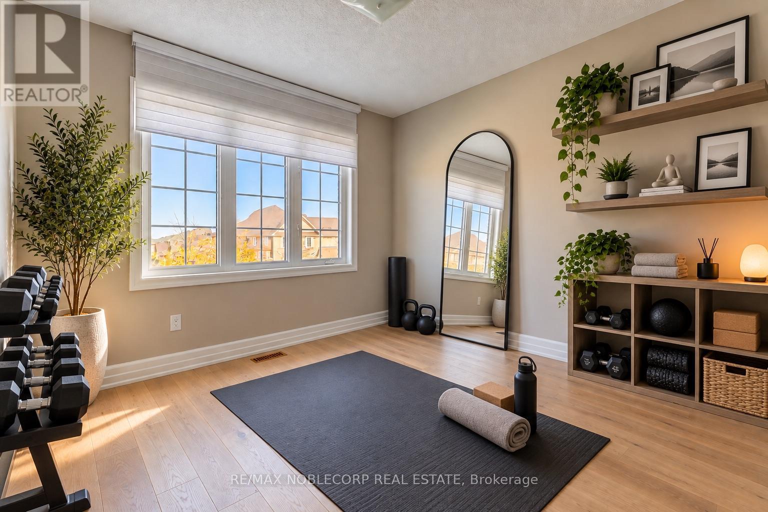2189 GALLOWAY STREET - 35