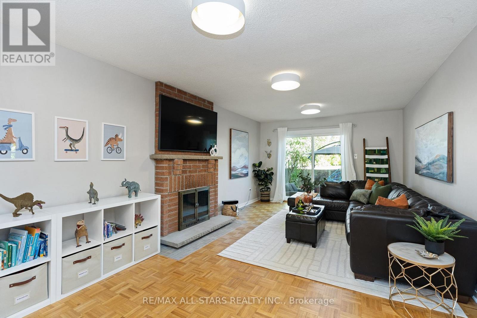 209 Malton Road, Newmarket, ON photo 14