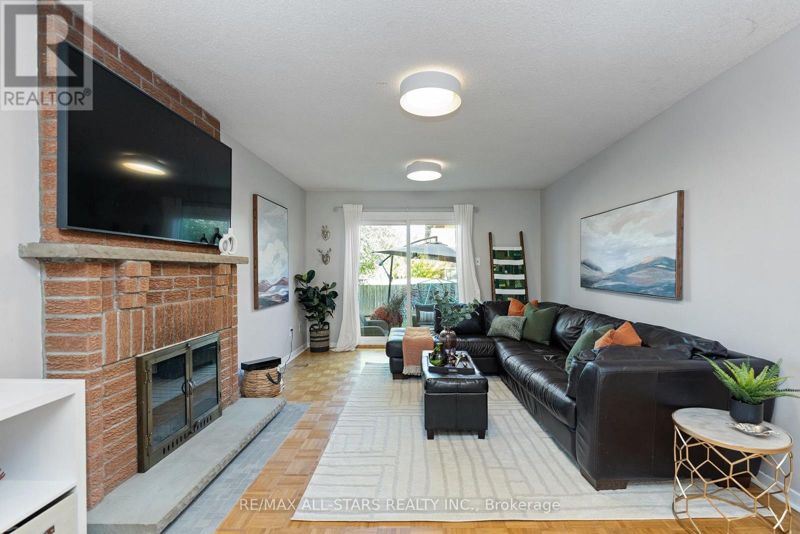 209 Malton Road, Newmarket, ON photo 15