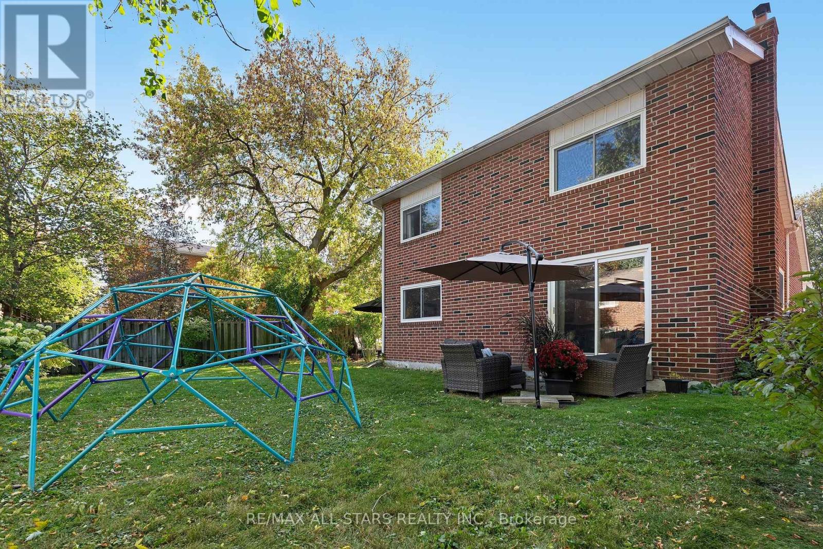 209 Malton Road, Newmarket, ON photo 37
