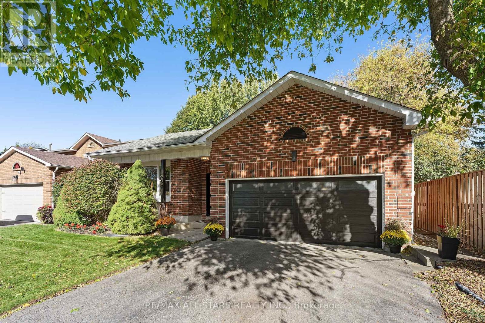 209 Malton Road, Newmarket, ON photo 45