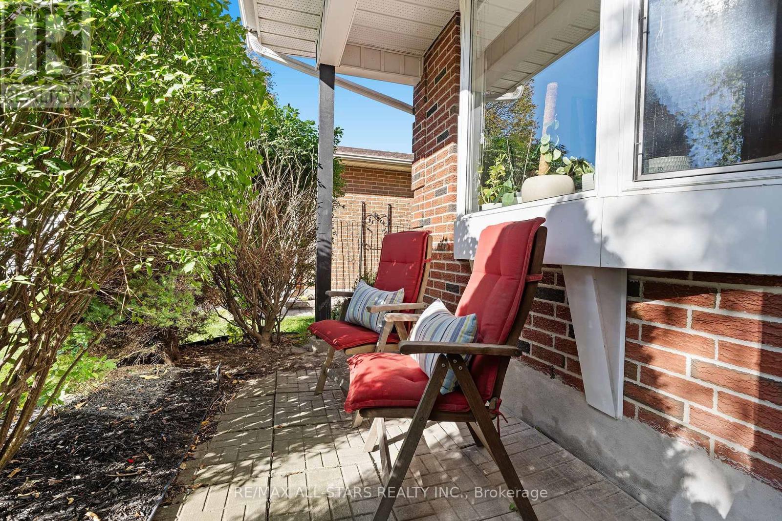 209 Malton Road, Newmarket, ON photo 47