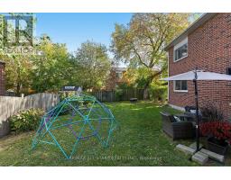 209 Malton Road, Newmarket, ON L3Y5X3 Photo 36