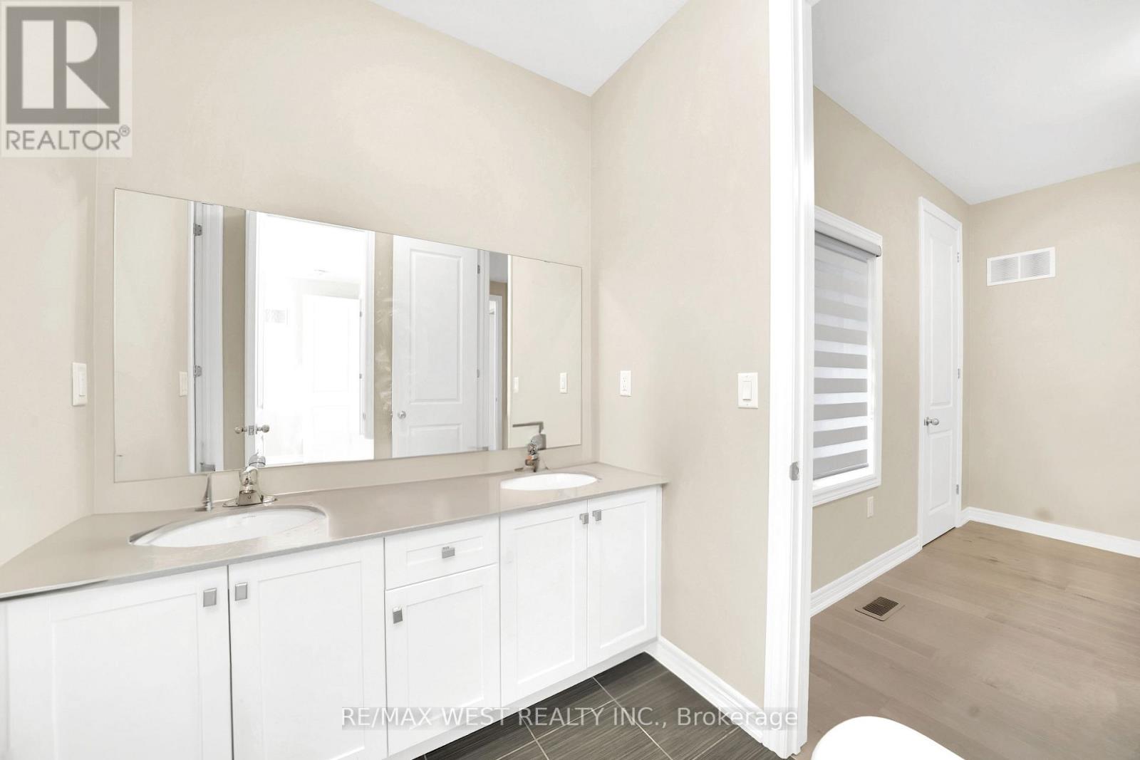 201 Bellefond Street, Vaughan, ON photo 26