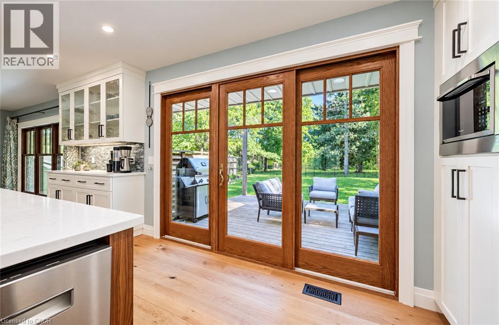 656 Westmount Road West — photo 19