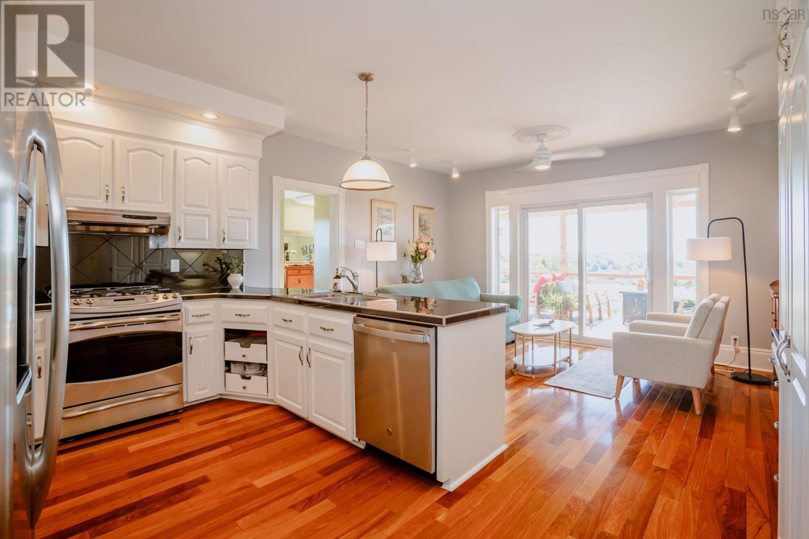 1692 Raynardton Road - 8