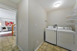 40 Gablehurst Crescent, Winnipeg, MB R2N4L7 Photo 17
