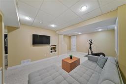 40 Gablehurst Crescent, Winnipeg, MB R2N4L7 Photo 30