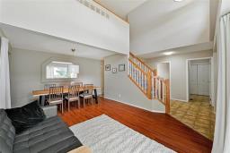 Eat in kitchen - 40 Gablehurst Crescent, Winnipeg, MB R2N4L7 Photo 6