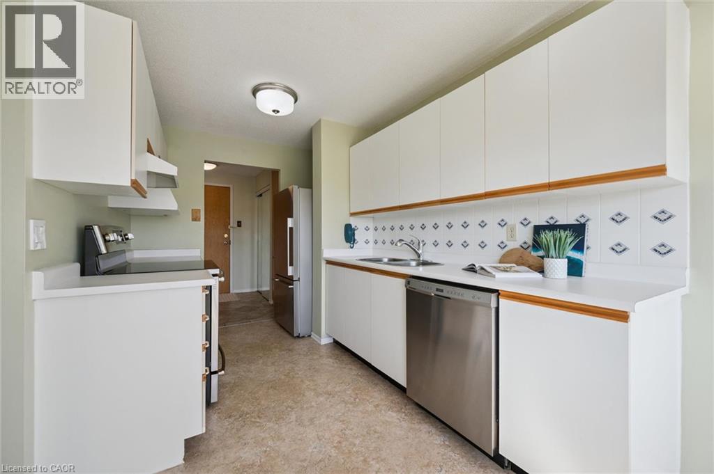 30 Blue Springs Drive — photo 13