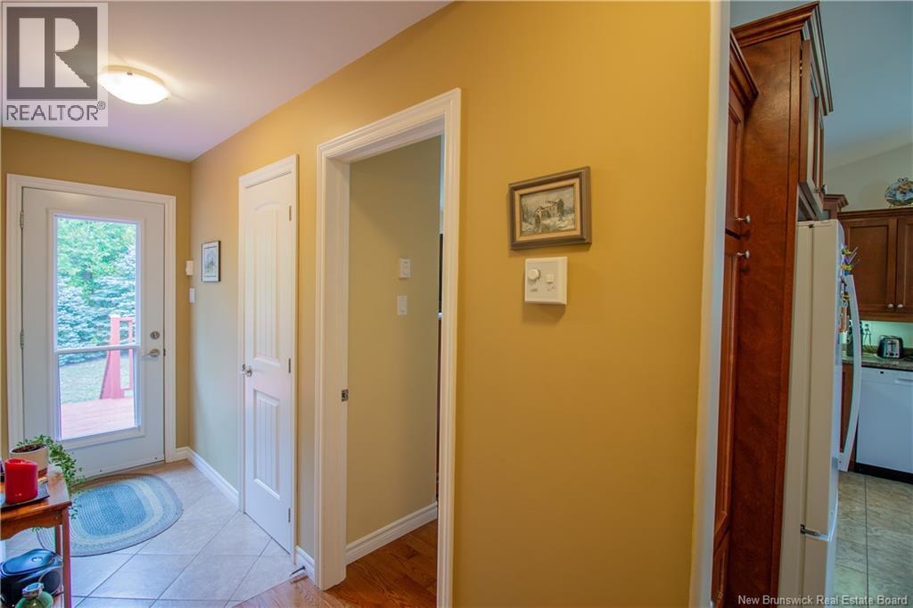 60 Walker Crescent - 19