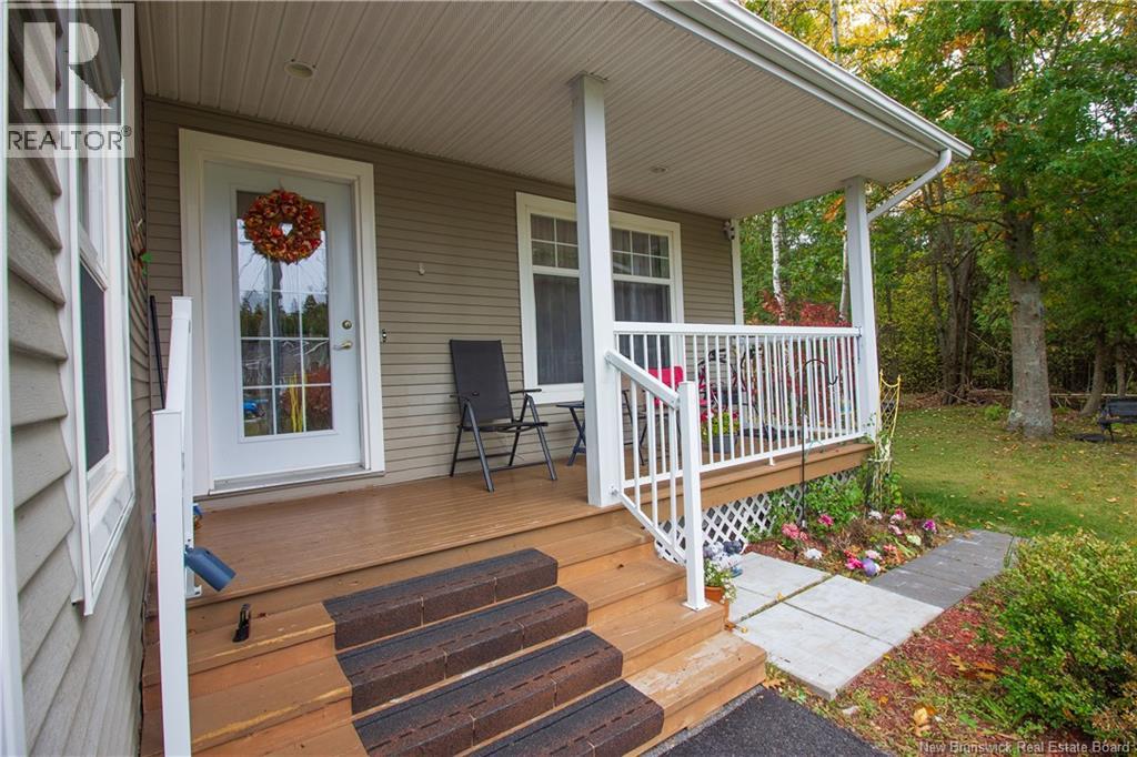 60 Walker Crescent - 3