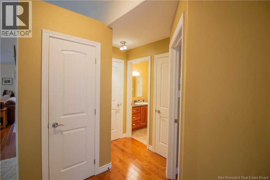 60 Walker Crescent - 20