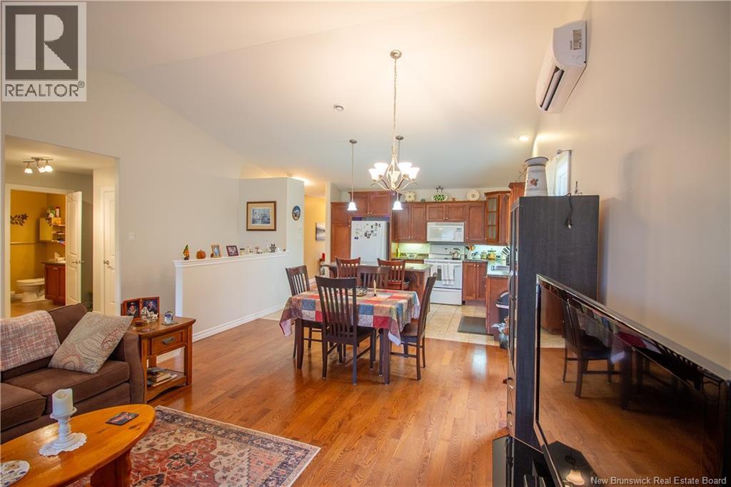 60 Walker Crescent - 15