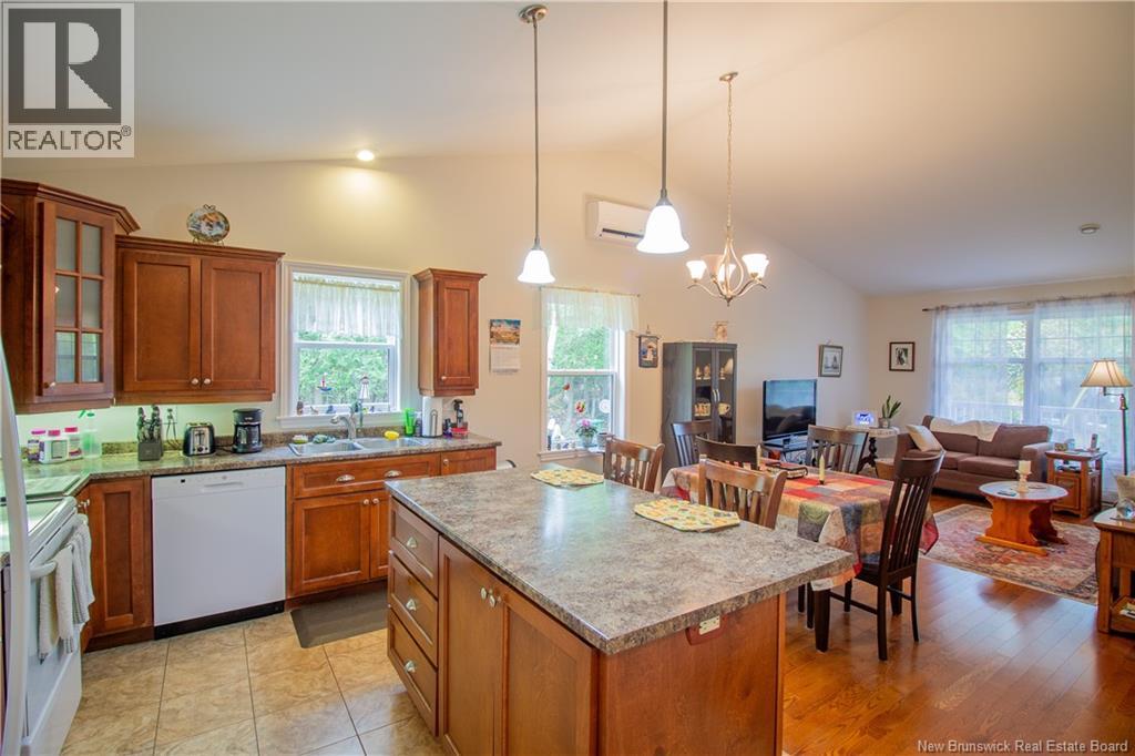 60 Walker Crescent - 14