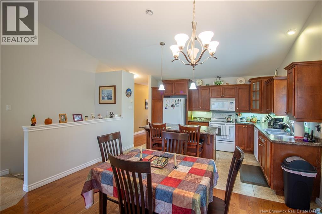 60 Walker Crescent - 12