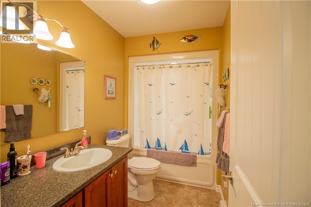 60 Walker Crescent - 21